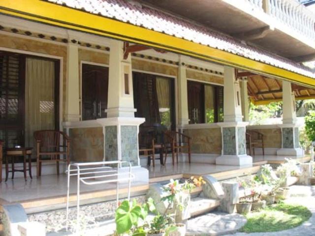 Mandhara Chico Bungalow Lovina  Luaran gambar