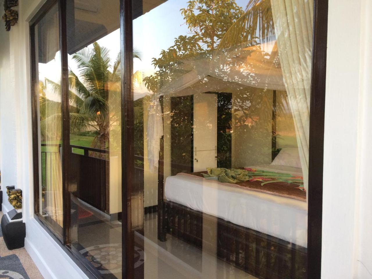 Mandhara Chico Bungalow Lovina  Luaran gambar