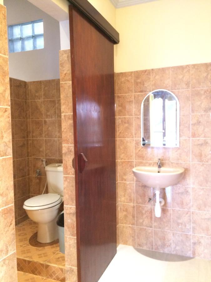 Mandhara Chico Bungalow Lovina  Luaran gambar
