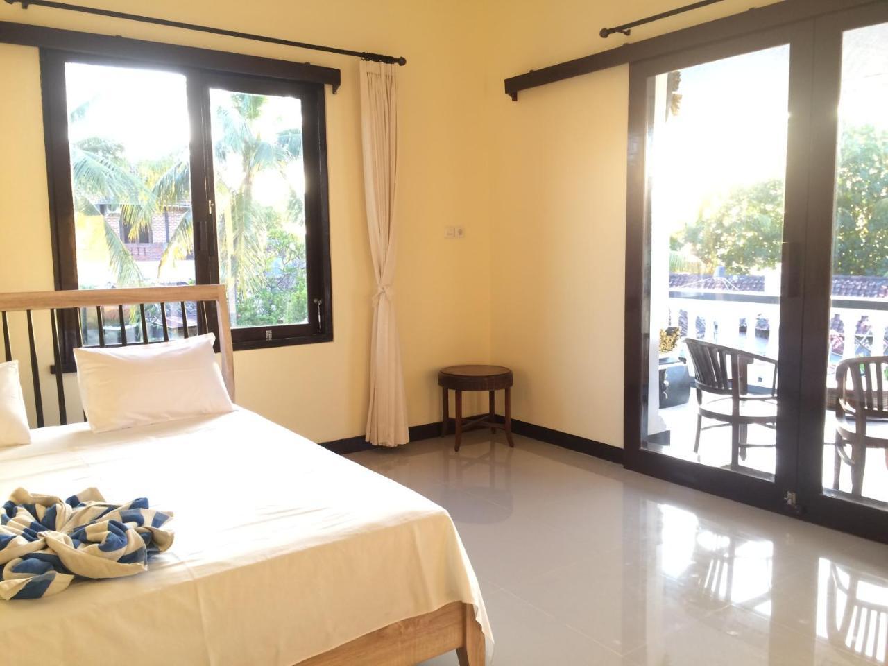 Mandhara Chico Bungalow Lovina  Luaran gambar